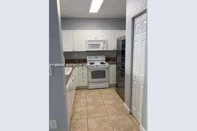 1650 NE 33rd Rd #106-10, Homestead, FL 33033 - Photo 5