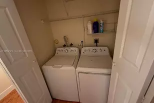 6990 NW 177th St, Hialeah, FL 33015 - Photo 17