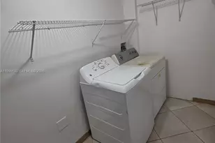 5720 Douglas St, Hollywood, FL 33021 - Photo 11