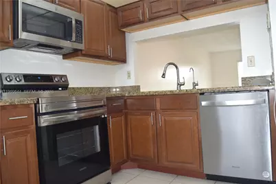 10013 Winding Lake Rd #102, Sunrise, FL 33351 - Photo 17