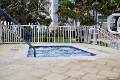 [Address not provided], Hallandale Beach, FL 33009 - Photo 27