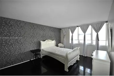 [Address not provided], Hallandale Beach, FL 33009 - Photo 3