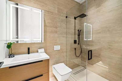 325 W 63rd St, Miami Beach, FL 33141 - Photo 11