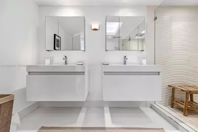 6301 Collins Ave #2103, Miami Beach, FL 33141 - Photo 19