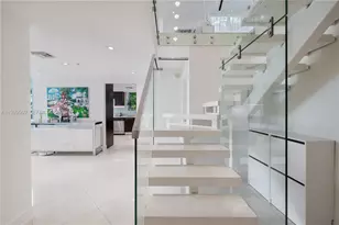 7928 East Dr, North Bay Village, FL 33141 - Photo 7