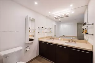 7928 East Dr, North Bay Village, FL 33141 - Photo 25