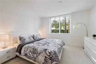 7928 East Dr, North Bay Village, FL 33141 - Photo 23