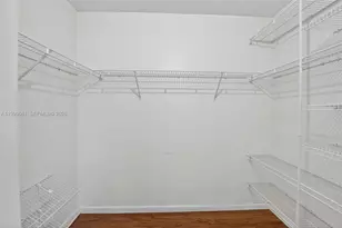 10845 NW 8th St, Pembroke Pines, FL 33026 - Photo 23