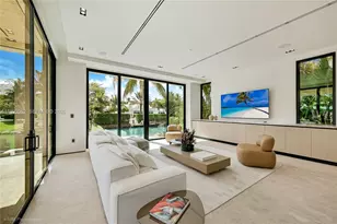 770 Lake Rd, Miami, FL 33137 - Photo 15