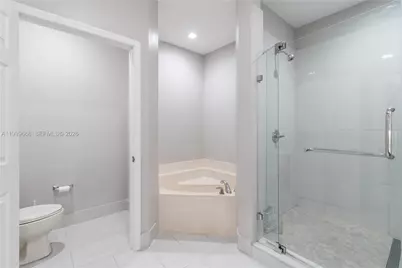 1611 Passion Vine Cir #12-2, Weston, FL 33326 - Photo 23