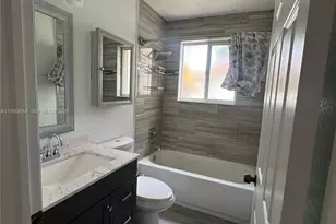 7659 Tamarac Island Cir, Tamarac, FL 33321 - Photo 19