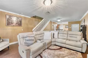 7659 Tamarac Island Cir, Tamarac, FL 33321 - Photo 7