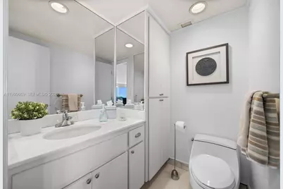 177 Ocean Lane Dr #703, Key Biscayne, FL 33149 - Photo 11
