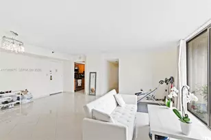 17600 N Bay Rd, Sunny Isles Beach, FL 33160 - Photo 11