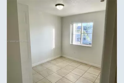 1635 SE 31st Ct #1635, Homestead, FL 33035 - Photo 7