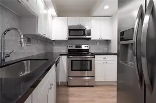 1200 West Ave, Miami Beach, FL 33139 - Photo 3