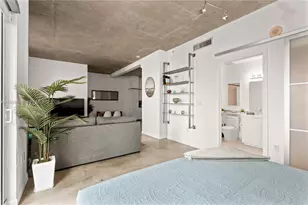 234 NE 3rd St, Miami, FL 33132 - Photo 27