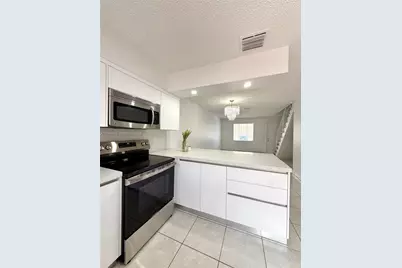 1460 W 41st St #1460, Hialeah, FL 33012 - Photo 17