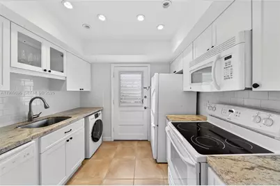 6815 Edgewater Dr #108, Coral Gables, FL 33133 - Photo 3