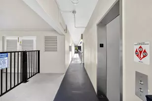 6815 Edgewater Dr, Coral Gables, FL 33133 - Photo 29