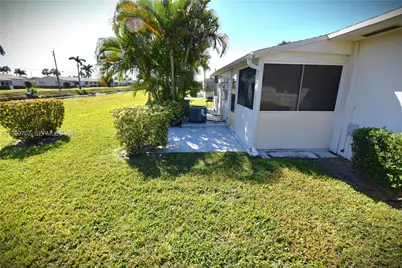 2672 E Emory Drive #D, West Palm Beach, FL 33415 - Photo 37