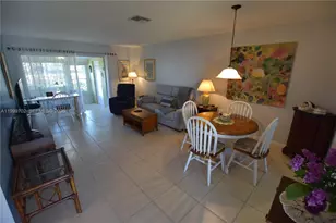2672 E Emory Dr, West Palm Beach, FL 33415 - Photo 11