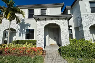 28721 SW 132nd Pl, Homestead, FL 33033 - Photo 1