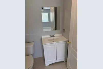 8428 NW 103rd St #104C, Hialeah Gardens, FL 33016 - Photo 17