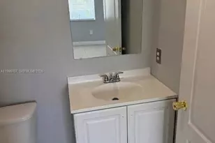 8428 NW 103rd St, Hialeah Gardens, FL 33016 - Photo 17