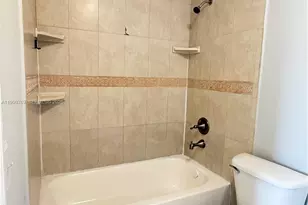 8428 NW 103rd St, Hialeah Gardens, FL 33016 - Photo 33
