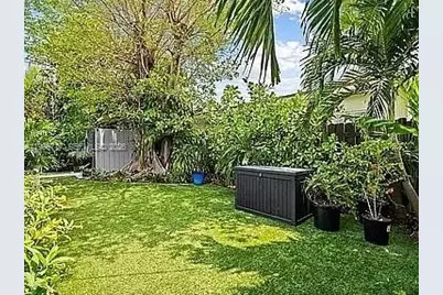 808 NE 17th Way #2, Fort Lauderdale, FL 33304 - Photo 15