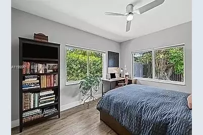 808 NE 17th Way #2, Fort Lauderdale, FL 33304 - Photo 9