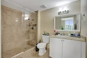 17555 Atlantic Blvd, Sunny Isles Beach, FL 33160 - Photo 23