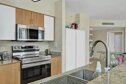 17555 Atlantic Blvd #1202, Sunny Isles Beach, FL 33160 - Photo 11
