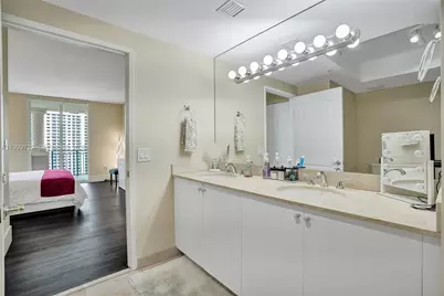 17555 Atlantic Blvd #1202, Sunny Isles Beach, FL 33160 - Photo 23