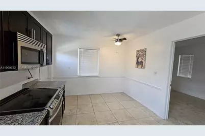 117 NW 11th Ave, Dania Beach, FL 33004 - Photo 7