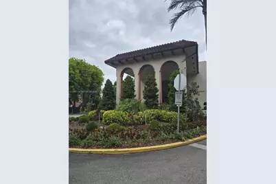 10786 N Kendall Dr #D5, Miami, FL 33176 - Photo 3