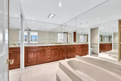 2 Grove Isle Dr #B805, Miami, FL 33133 - Photo 29
