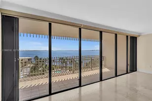 2 Grove Isle Dr, Miami, FL 33133 - Photo 17