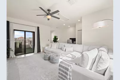4654 NW 83rd Path #4654, Doral, FL 33166 - Photo 7
