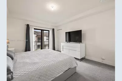 4654 NW 83rd Path #4654, Doral, FL 33166 - Photo 11