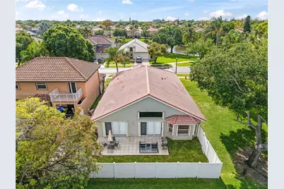 23368 S Serene Meadow Dr S, Boca Raton, FL 33428 - Photo 7