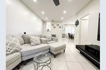 130 Riverwalk #130, Sunrise, FL 33326 - Photo 3