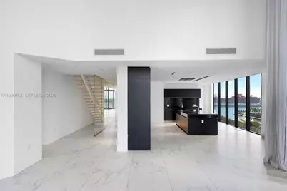 1000 Biscayne Blvd #1201, Miami, FL 33132 - Photo 9