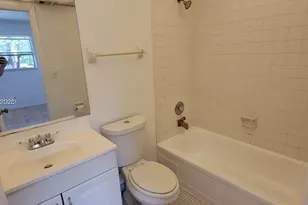 7910 N Colony Cir N, Tamarac, FL 33321 - Photo 13