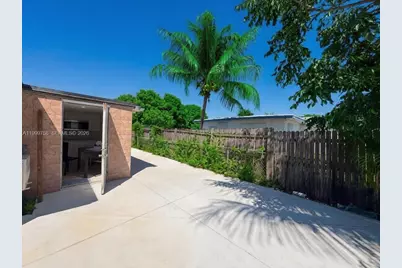 15841 NW 18th Pl #B, Miami Gardens, FL 33054 - Photo 3