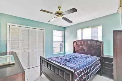 8618 SW 148th Pl, Miami, FL 33193 - Photo 13