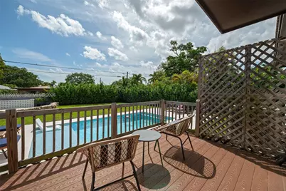 281 Pocatella St, Miami Springs, FL 33166 - Photo 27