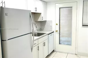 11840 NE 19th Dr, North Miami, FL 33181 - Photo 3