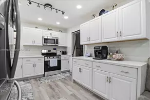 7551 Polk St, Hollywood, FL 33024 - Photo 3